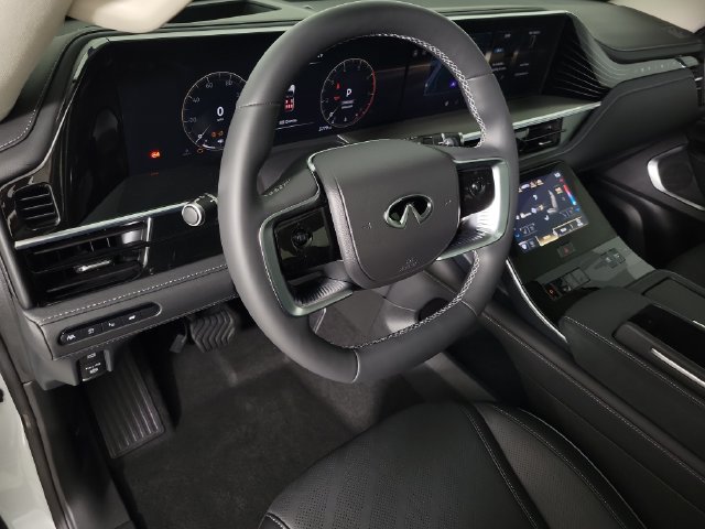 Certified 2026 INFINITI QX80 Luxe RWD image 22