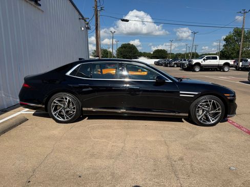Used 2024 Genesis G90 3.5T AWD/4WD image 8
