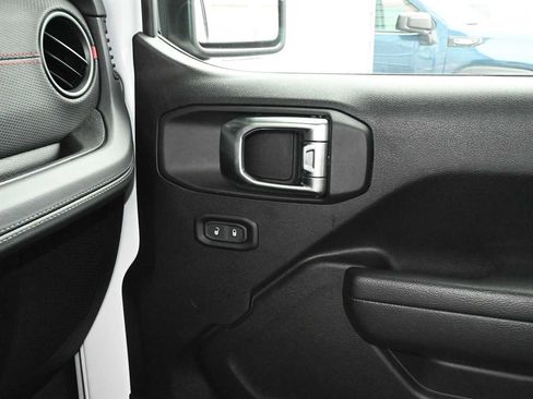 Used 2026 Jeep Gladiator Rubicon AWD/4WD image 23