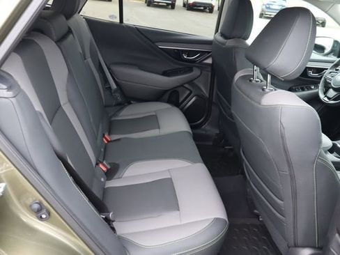 Certified 2025 Subaru Outback Onyx Edition w/ Popular Package #2 image 37