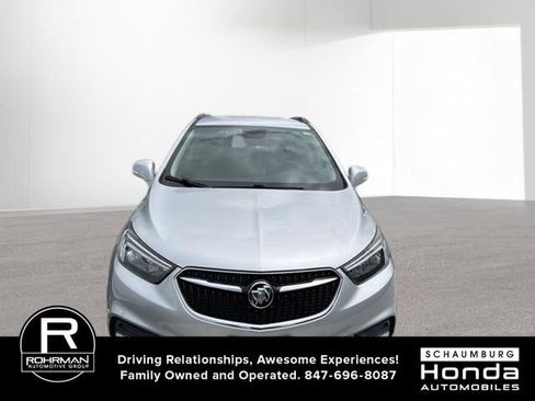 Used 2018 Buick Encore Preferred FWD image 2