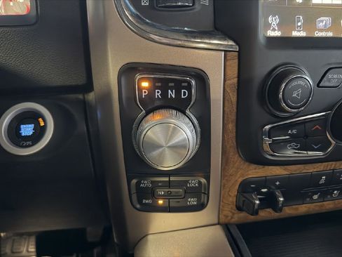 Used 2017 RAM 1500 Laramie Longhorn image 26