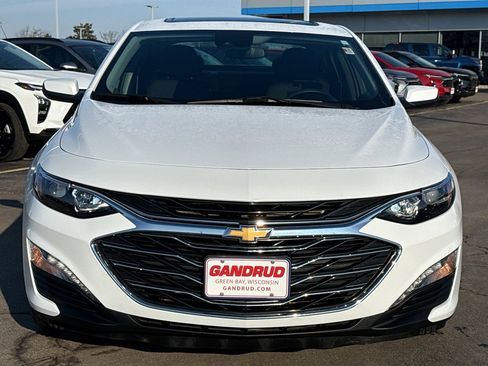 Used 2024 Chevrolet Malibu LT image 3