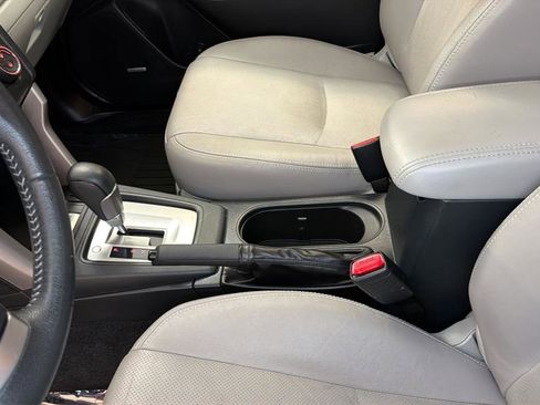 Used 2015 Subaru Forester 2.5i Limited image 26