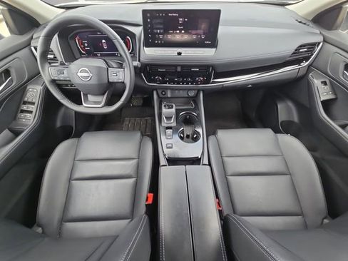 Used 2025 Nissan Rogue SL image 20