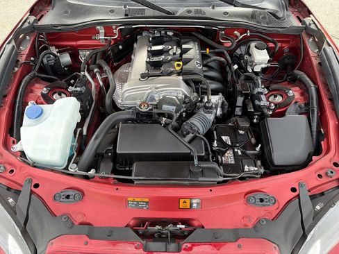 Used 2021 MAZDA MX-5 Miata RF Club image 12