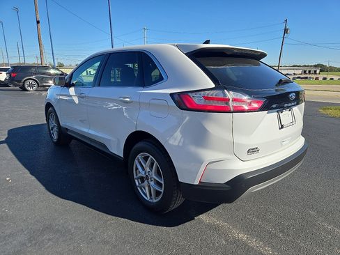 Certified 2024 Ford Edge SEL w/ Convenience Package image 6