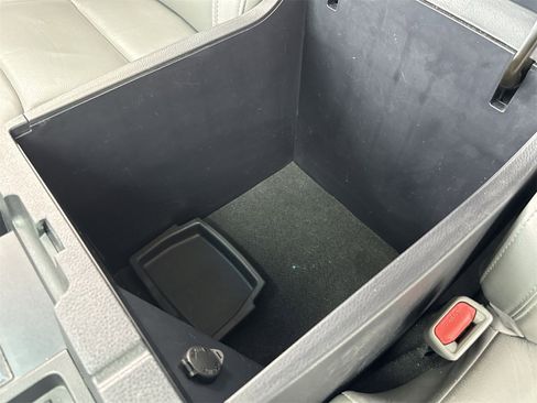 Used 2017 Toyota Tundra Limited image 36