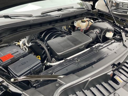 Used 2024 Chevrolet Tahoe Premier image 34