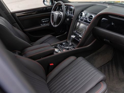 Used 2018 Bentley Flying Spur S V8 AWD/4WD image 52