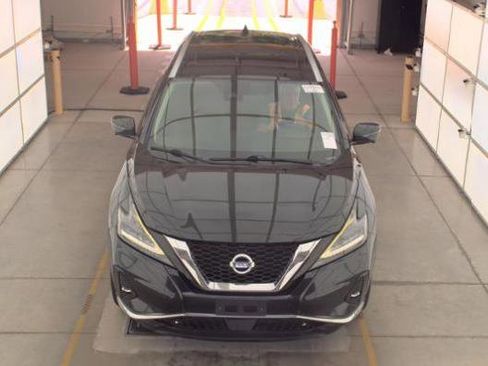 Used 2019 Nissan Murano Platinum FWD image 2