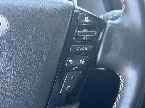 Used 2023 INFINITI QX80 Premium Select RWD image 12