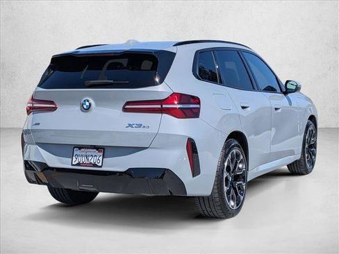 Used 2025 BMW X3 xDrive30 w/ M Sport Package AWD/4WD image 5