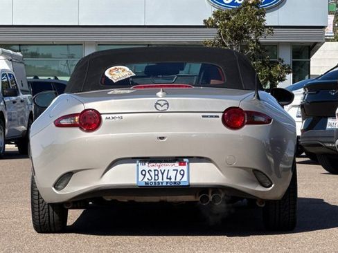 Used 2022 MAZDA MX-5 Miata Grand Touring image 5