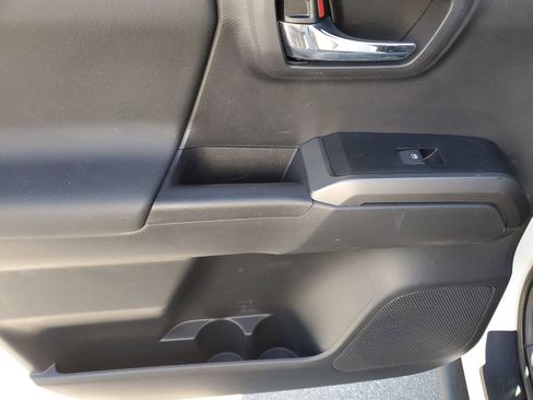 Certified 2023 Toyota Tacoma TRD Sport image 15