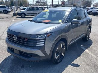 Used 2025 Nissan Kicks SR video 1