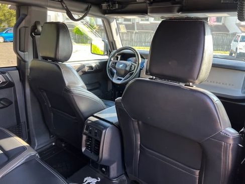 Used 2025 Ford Bronco Outer Banks AWD/4WD image 35
