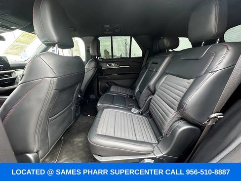 Used 2026 Ford Explorer ST-Line RWD image 18
