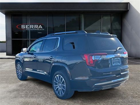 Used 2021 GMC Acadia Denali w/ Denali Ultimate Package image 3