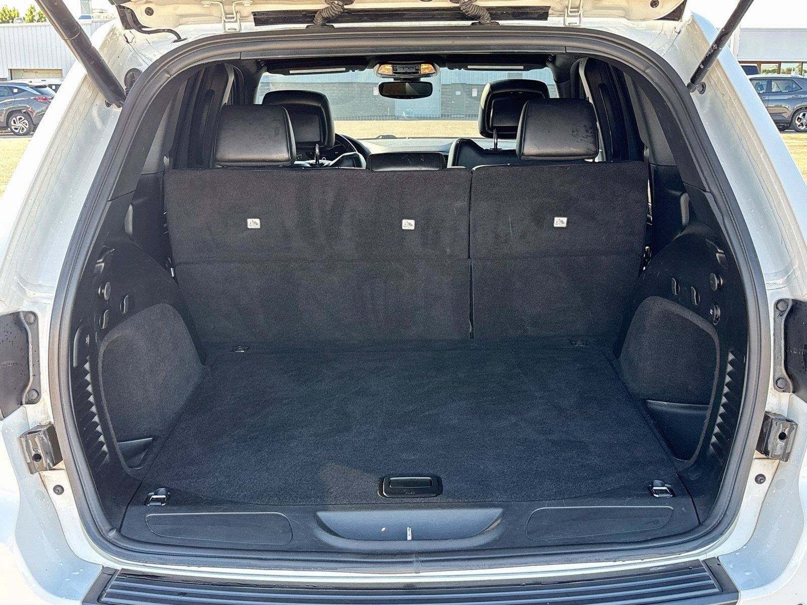 Used 2019 Jeep Grand Cherokee Altitude AWD/4WD image 27