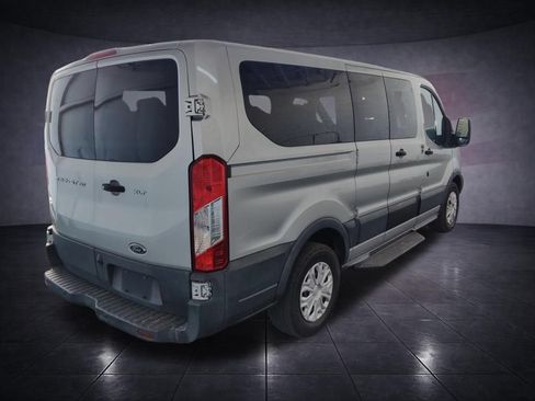 Used 2018 Ford Transit 150 XLT RWD image 5