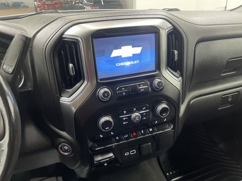 Used 2022 Chevrolet Silverado 1500 LT image 29