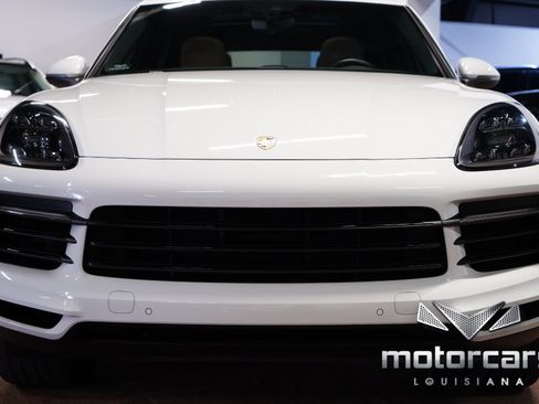 Used 2021 Porsche Cayenne AWD/4WD image 10