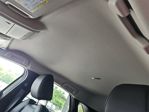 New 2025 MAZDA CX-30 AWD 2.5 S w/ Select Sport Pkg image 30