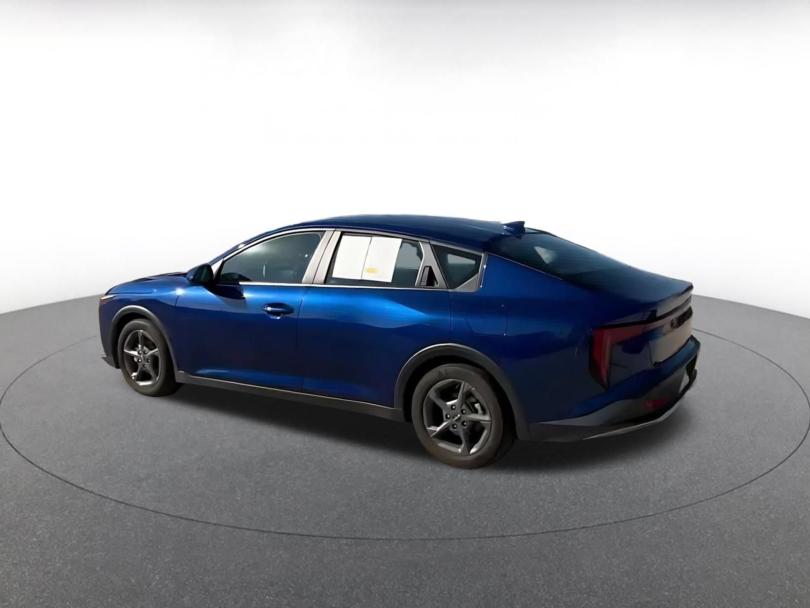 Used 2026 Kia K4 FWD image 10