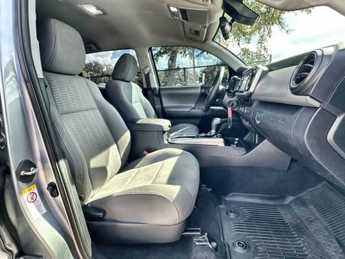 Used 2018 Toyota Tacoma SR5 image 14