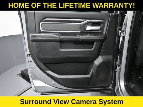 Used 2022 RAM 2500 Big Horn w/ Night Edition AWD/4WD image 40