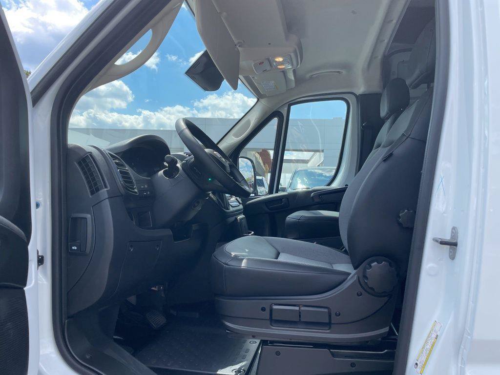 New 2026 RAM ProMaster 2500 w/ Premium Convenience Group FWD image 19