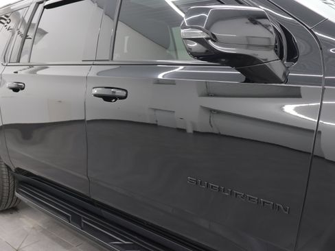 Used 2023 Chevrolet Suburban RST w/ Luxury Package AWD/4WD image 31