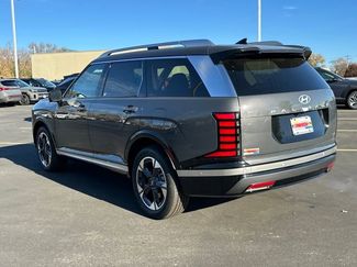 New 2026 Hyundai Palisade Limited video 3