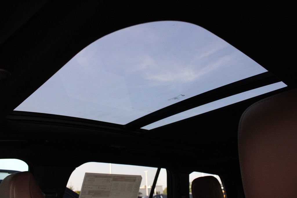 New 2027 Lincoln Aviator Reserve AWD/4WD image 5