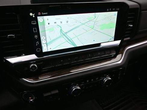 New 2025 GMC Sierra 1500 SLE w/ Preferred Package image 14