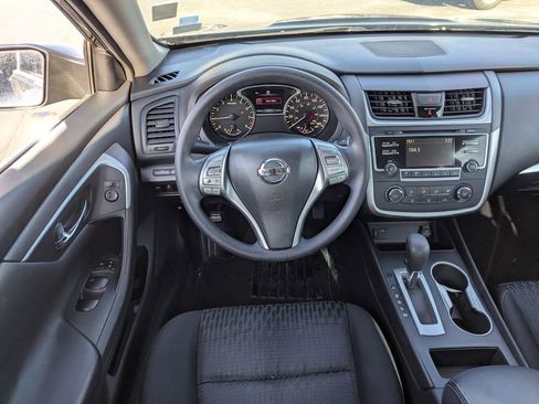 Used 2017 Nissan Altima 2.5 S w/ Power Driver Seat Package image 29