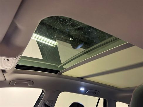 New 2026 Volkswagen Atlas Peak Edition image 21