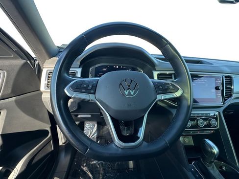 Used 2020 Volkswagen Atlas Cross Sport SEL Premium image 12
