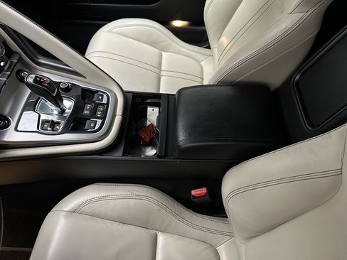 Used 2016 Jaguar F-TYPE Convertible RWD image 35