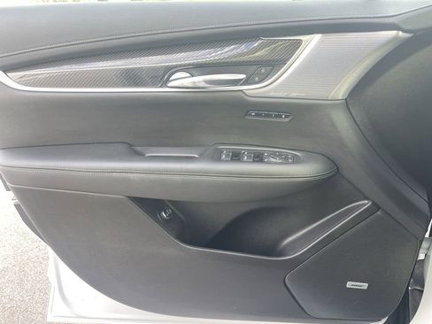 Certified 2023 Cadillac XT6 Sport w/ Technology Package image 35