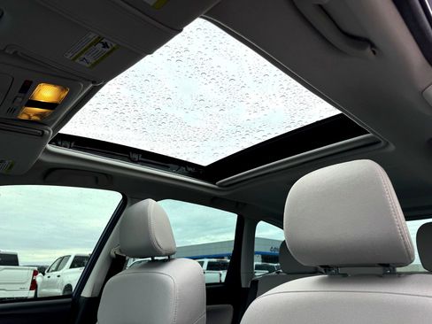 Used 2018 Subaru Forester 2.5i Premium image 14