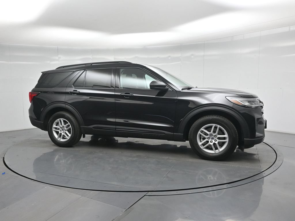 New 2026 Ford Explorer Active RWD image 24