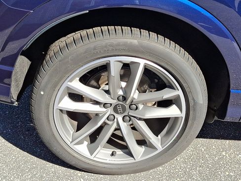 New 2025 Audi Q3 2.0T Premium image 5