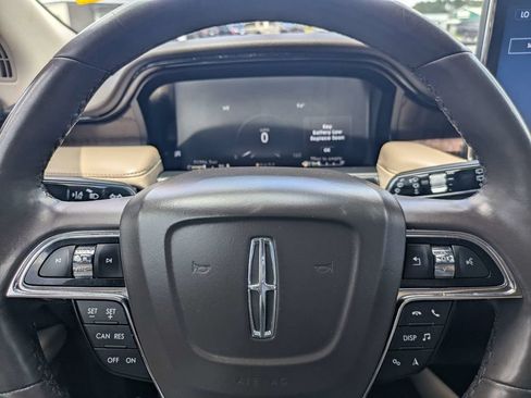 Used 2022 Lincoln Nautilus Reserve w/ Luxury Package FWD image 31