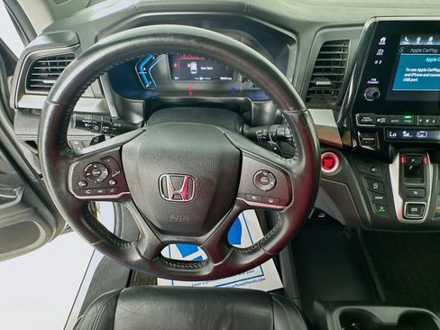Used 2023 Honda Odyssey EX-L image 11