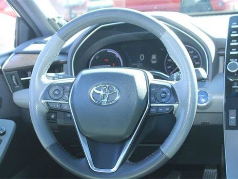 Certified 2020 Toyota Avalon Limited image 12