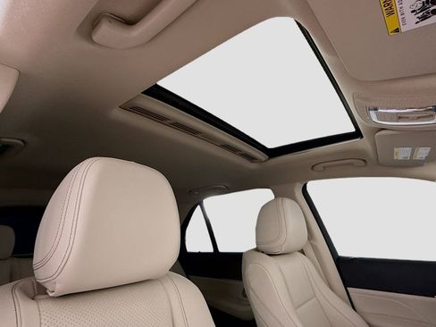 Certified 2025 Mercedes-Benz GLE 350 4MATIC image 19