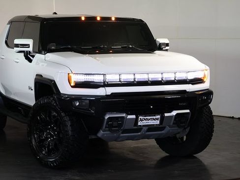 Used 2025 GMC Hummer EV 2X w/ LPO, Illumination Package AWD/4WD image 6