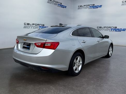 Used 2021 Chevrolet Malibu LS FWD image 5